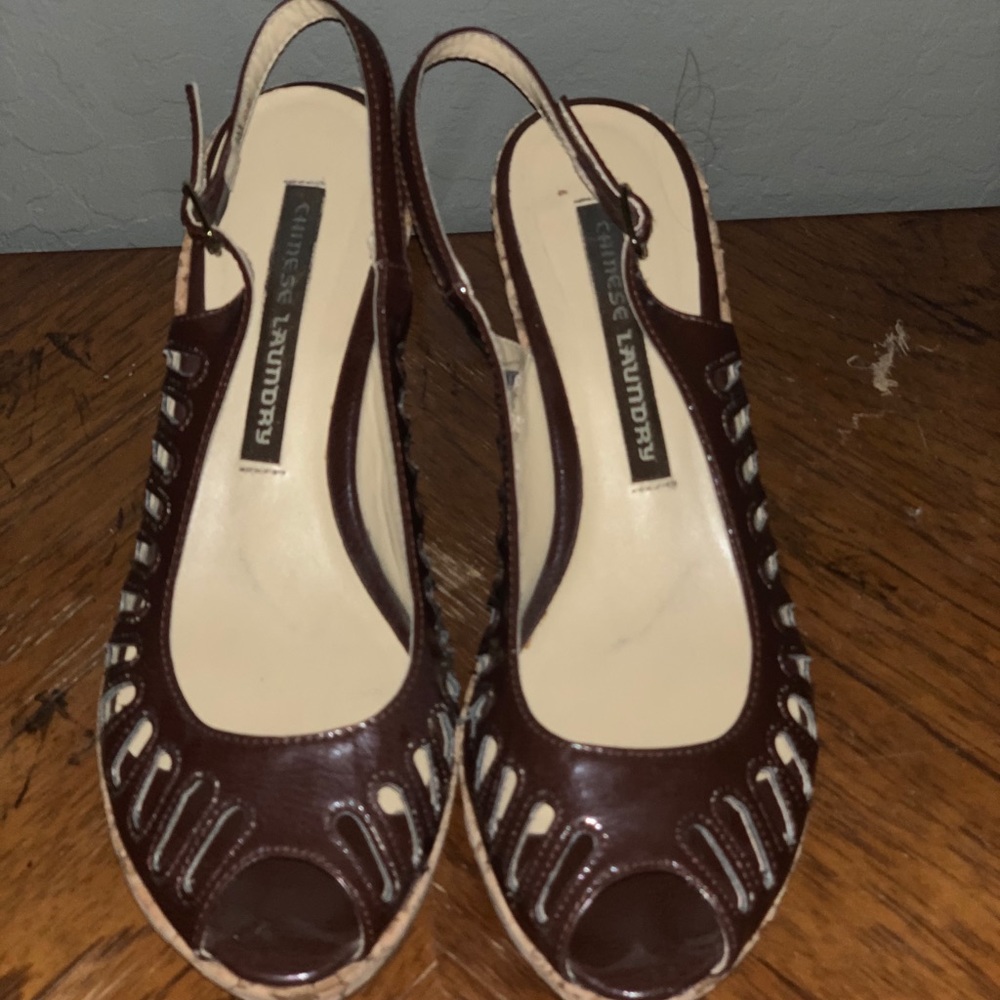 Wedge shoes